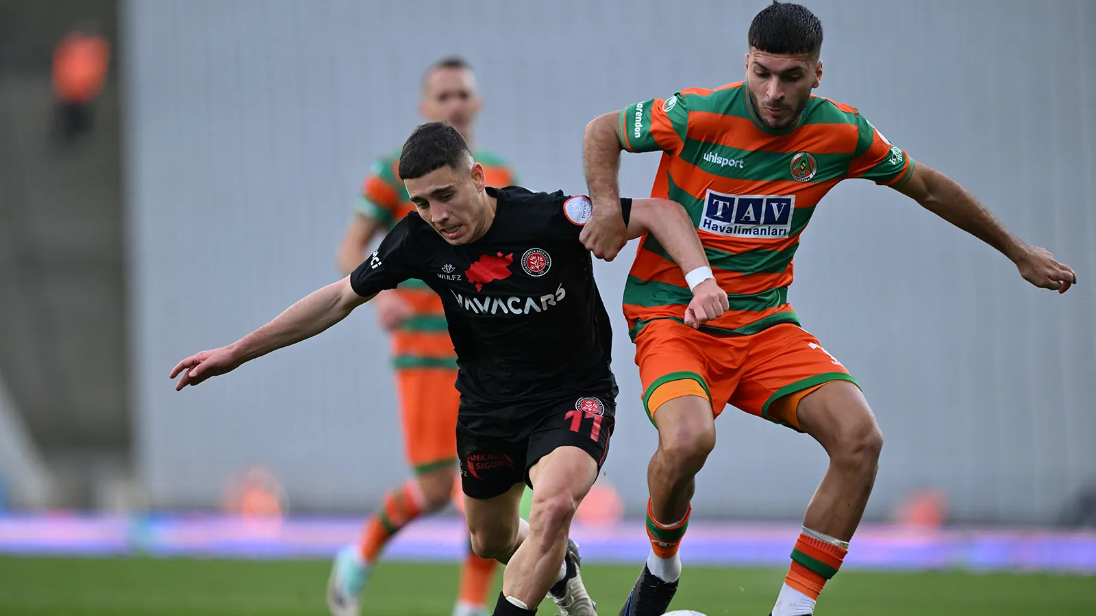 Alanyaspor Fatih Karagumruk Deplasmaninda 1 Puani 905Te Kurtardi Jv6L