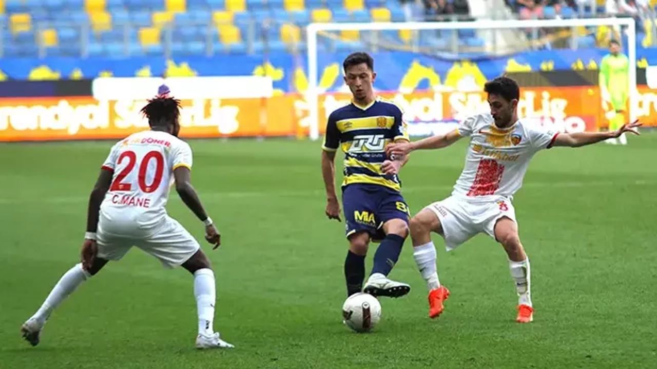 Ankaragucu Kayserispor Mac Resim