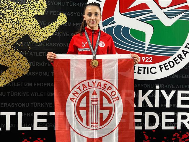 Antalyaspor Atletizm Selma Dönmez (Bayrak) (Small)