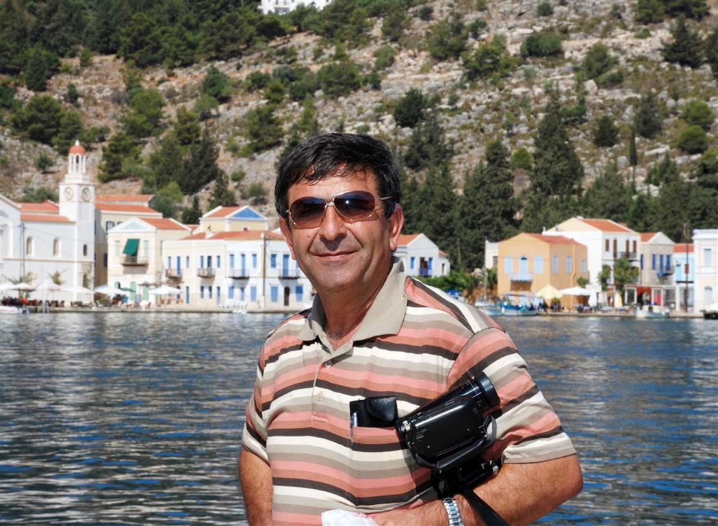Gazeteci Ahmet Acar Hayatini Kaybetti Resim (Medium)