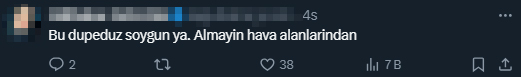 Sabiha Gokcen Havalimani Nda Bir Yolcu Simit Resim