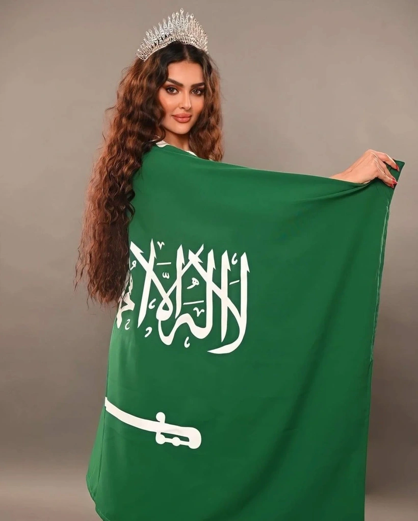 Suudi Arabistanli Rumi El Kahtani Resim