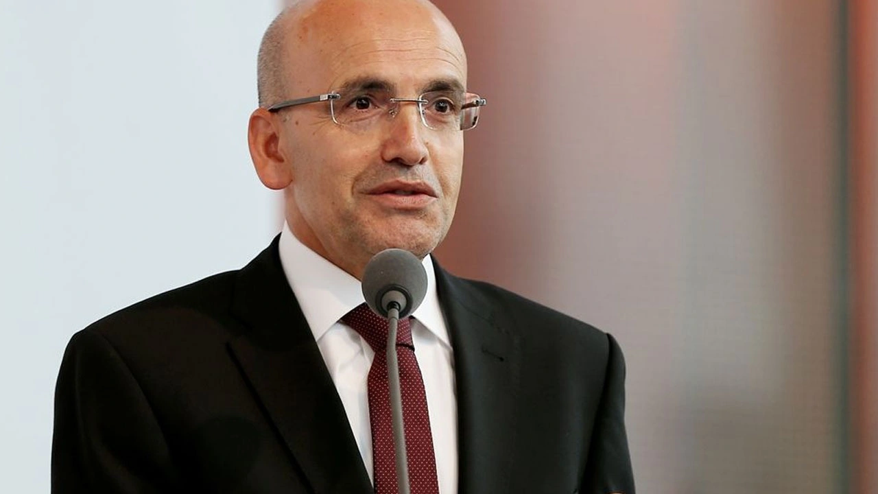 Bakan Mehmet Simsek