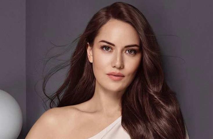 Fahriye Evcen Dizi (Small)