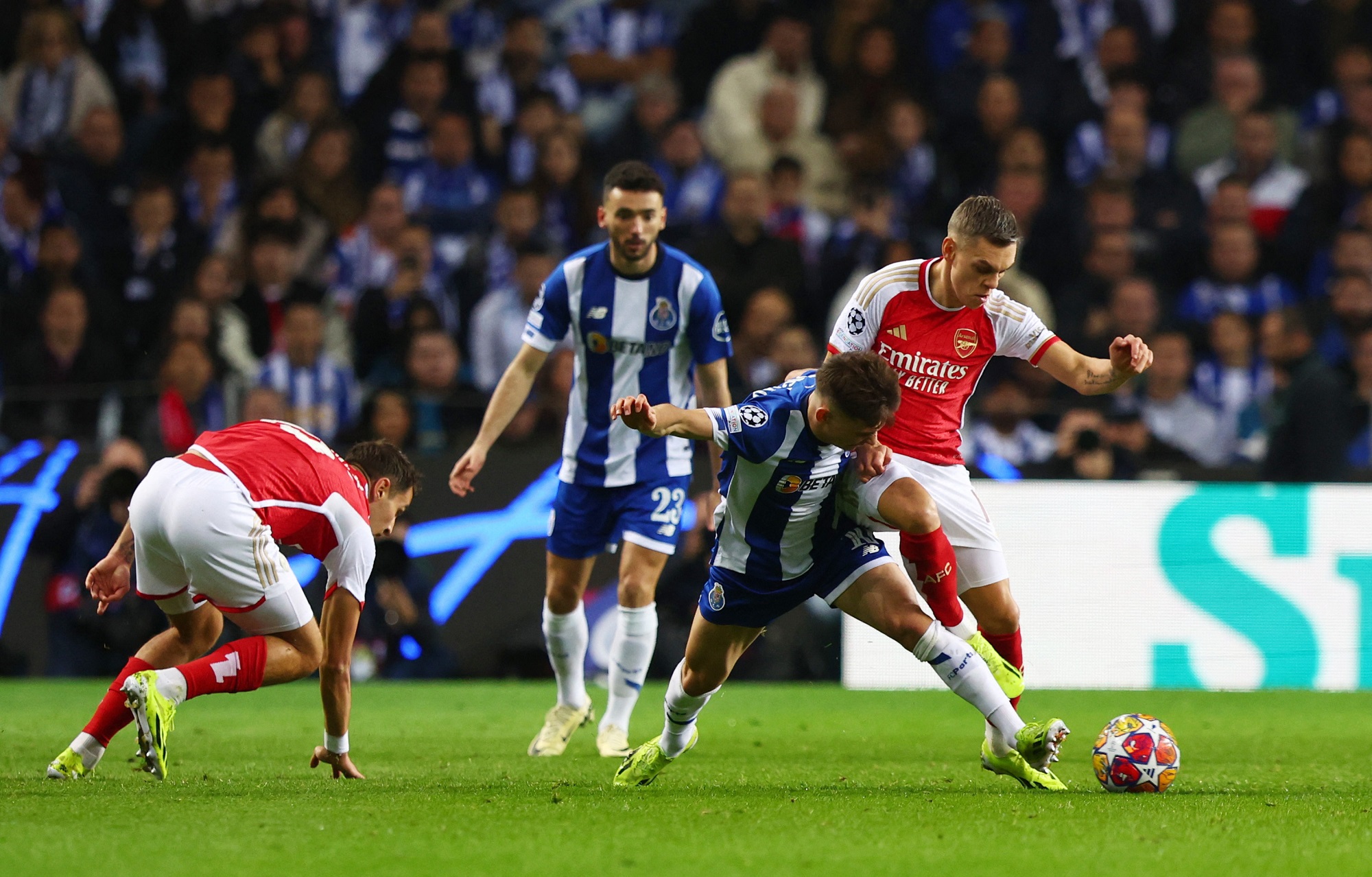 Fc Porto V Arsenal