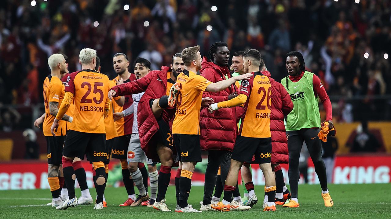 Galatasaray Aa 2042709