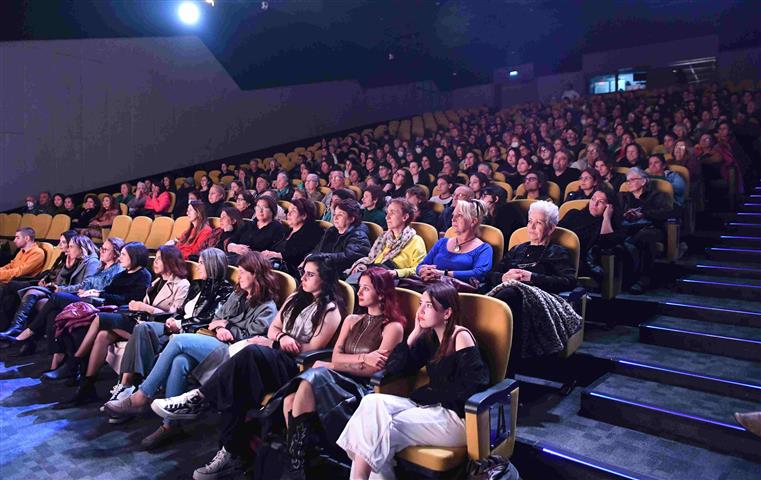 Kadinlar Oyunlari Festivali