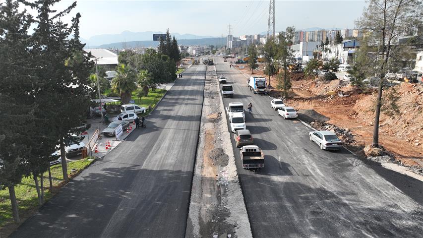 Mustafa Haşmet Caddesi’nde Çalışmalarda Sona Gelindi (17) (Small)