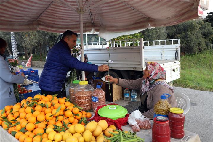 Niyazi Nefi Kara 8Mart (1)