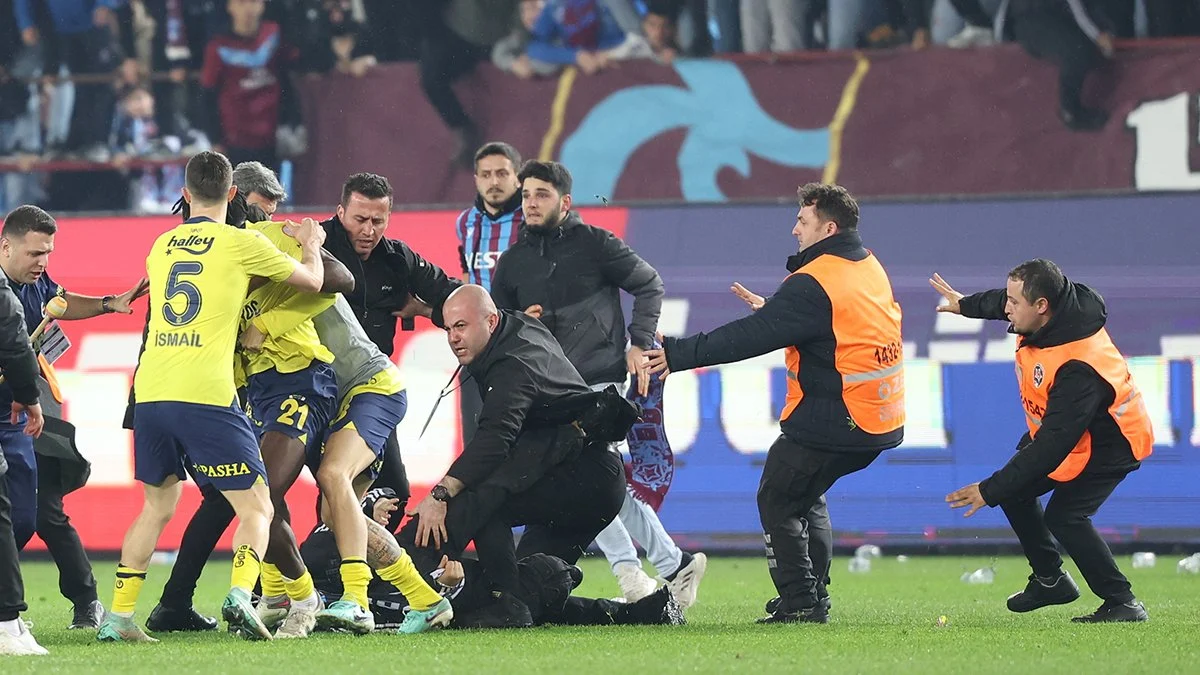 Trabzonspor Fenerbahce Maci Resim