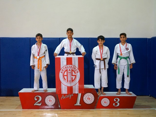 3 Antalyaspor Judo (Mehmet Ayyıldız) (Small)