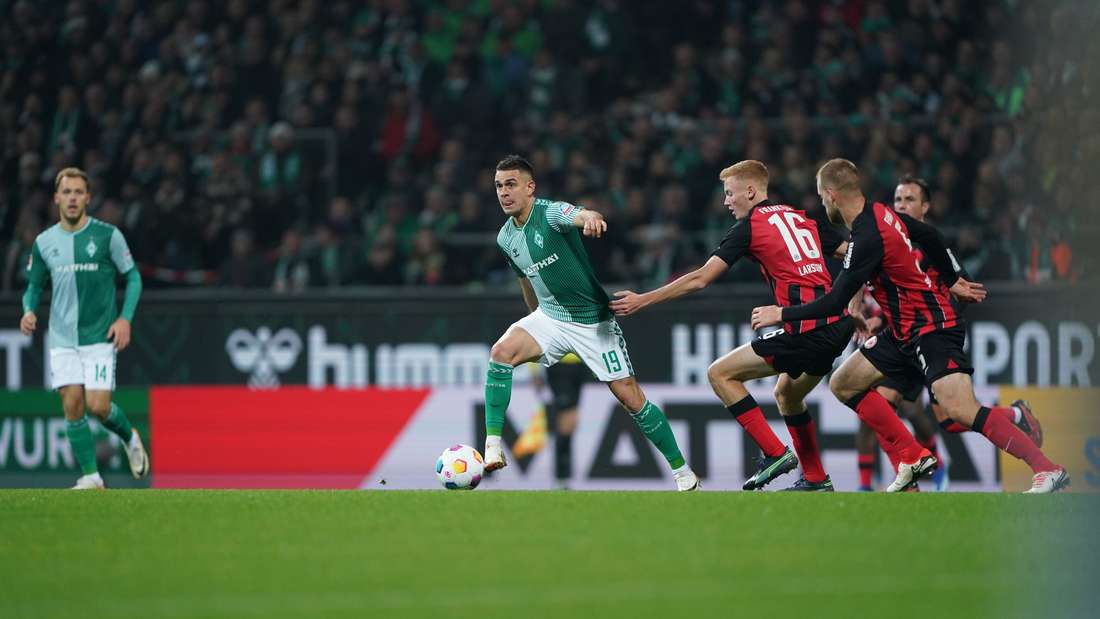 33216319 Werder Bremen Um Torschuetze Und Sge Leihgabe Rafael Borre Hat Gegen Eintracht Frankfur