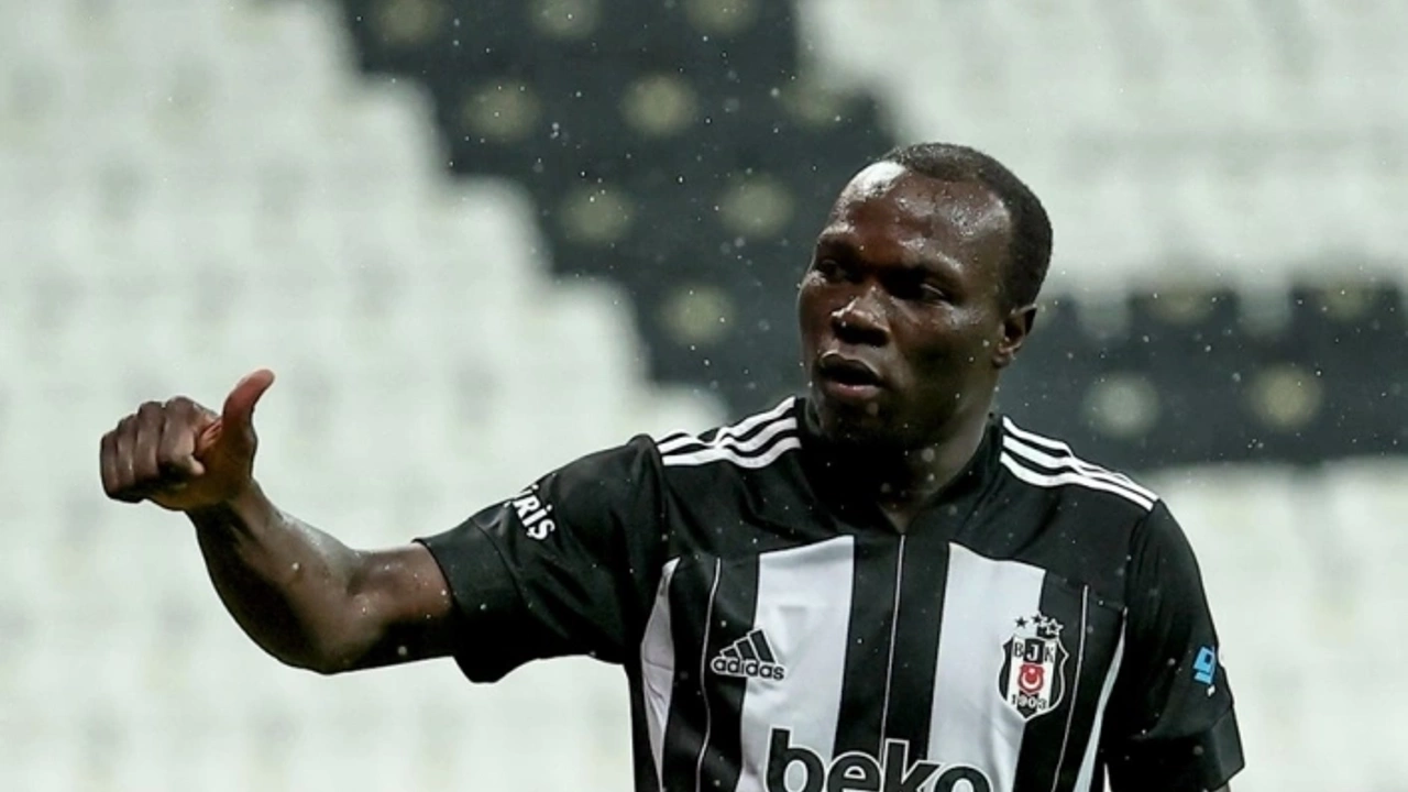 Anlasma Saglandi Aboubakar Ucuncu Kez Besiktas Ta Iste Kazanacagi Ucret H101697 2467F