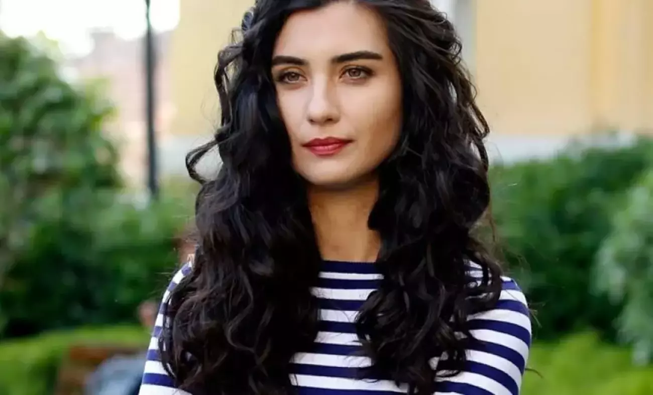 Tuba Buyukustun Dunya Gundeminde 1609224545 1447