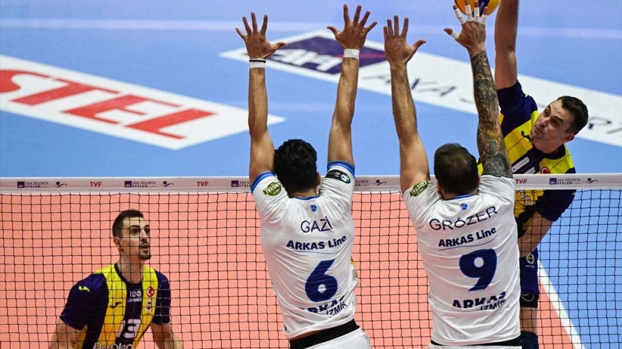 Voleybol Axa Sigorta Efeler Ligi Arkas Spor Fenerbahce Parolapara 3