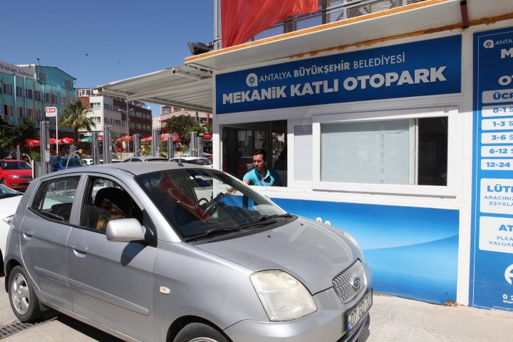 Antalya Buyuksehir Belediyesi Otopark Sorunu (Small)