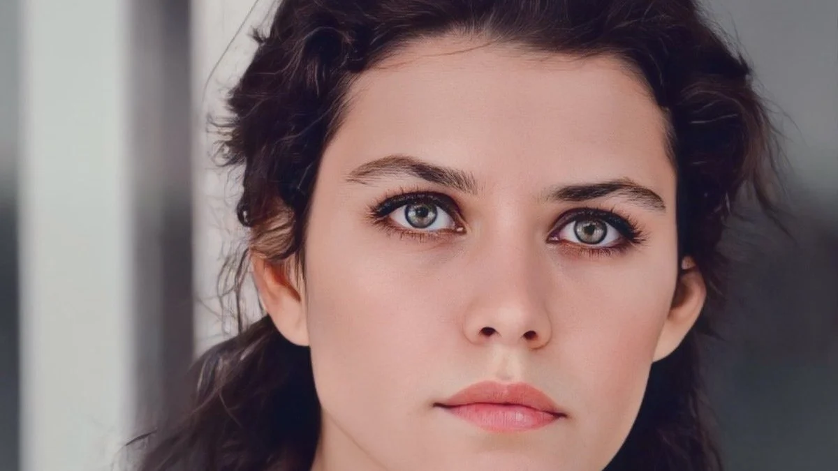 Beren Saat-1