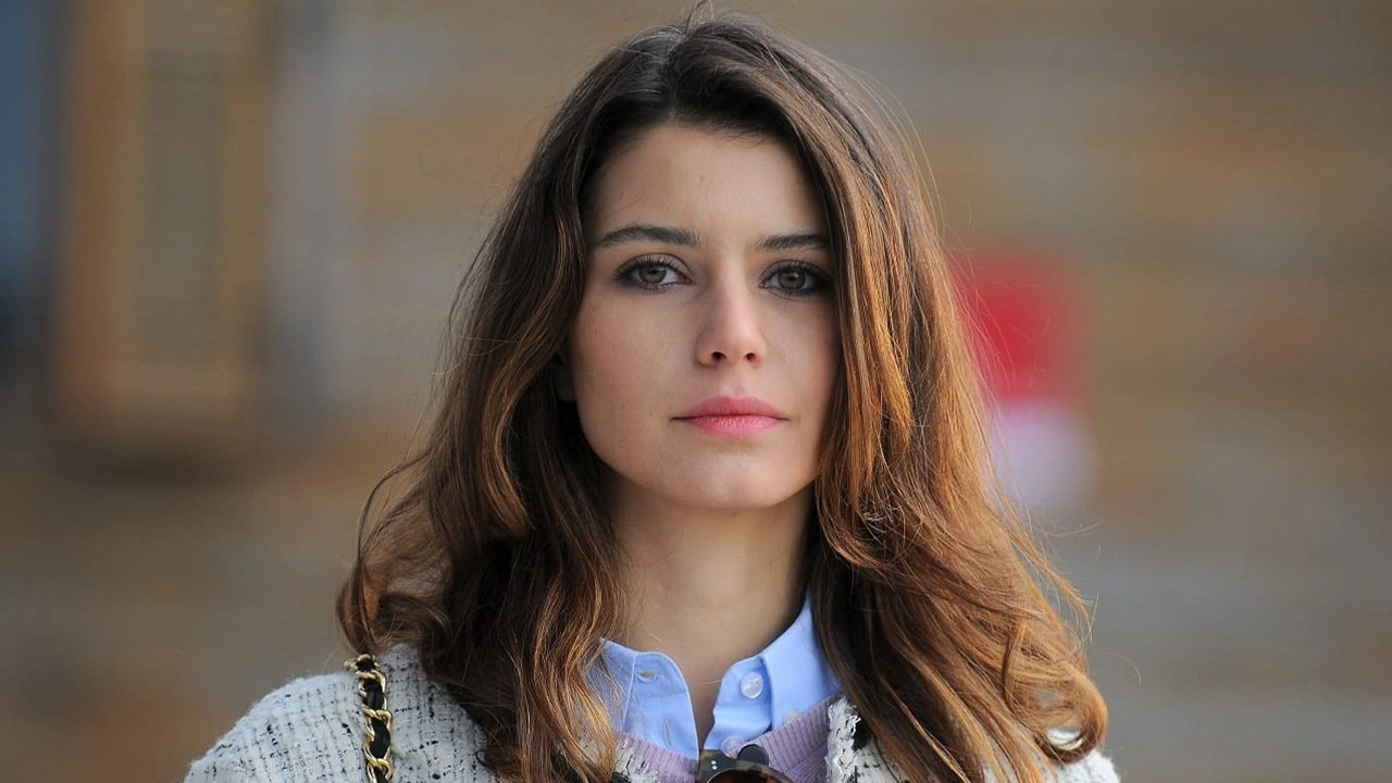 Beren Saat-2