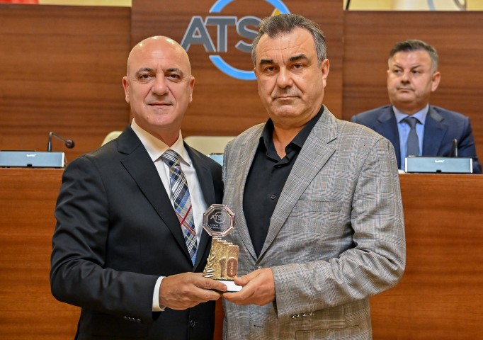 Ni̇san Mecli̇si̇ (4)Plaket (Small)