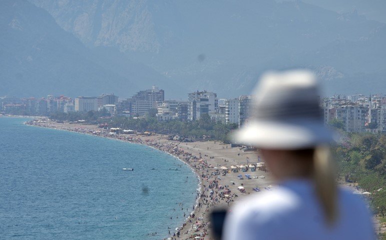 Antalya'ya Ucak Yagdı (4)