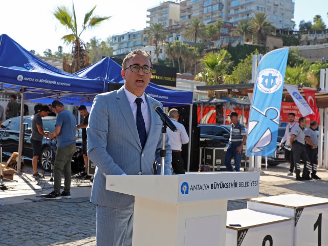 Antalya'da Denizcilik Ve Kabotaj Bayramı Coşkuyla Kutlandı (4) (Small)