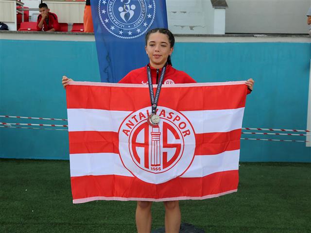 Antalyaspor Atletizm U14 Tr Şamp (Alya Ercan) (Small)