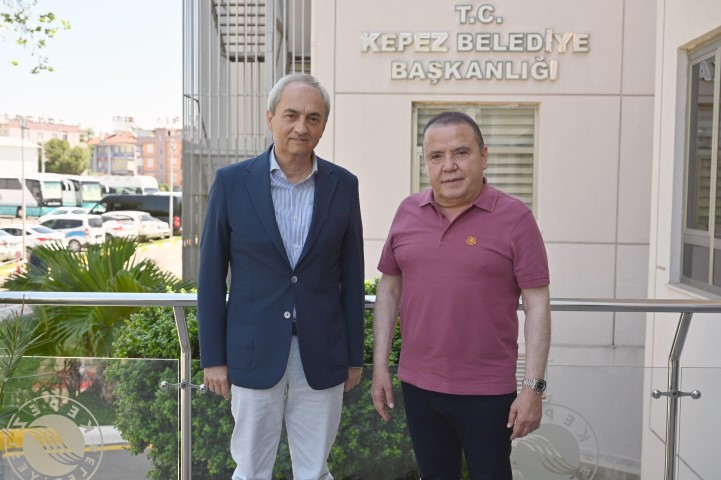 Bocek Ve Kocagozden ‘ Hizmet Mesaji 5 (Small)