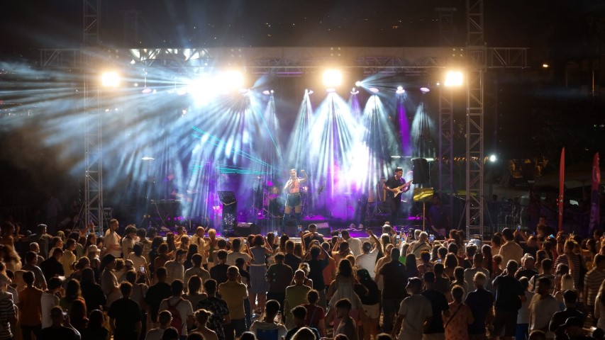 Çeşme Konserler (1) (Small)