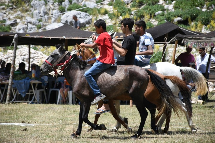 Kemer Şenlik (1) (Small)