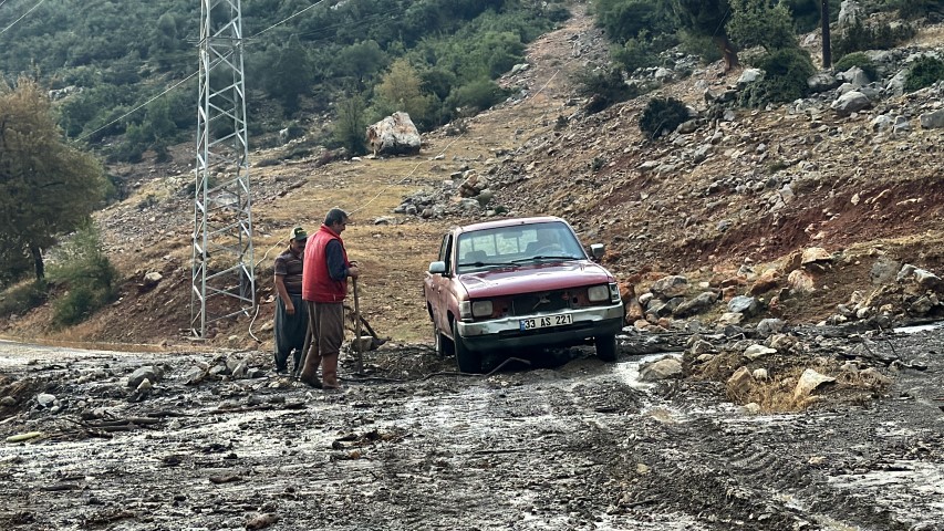 Mersin Sular Altında Kaldı (2)