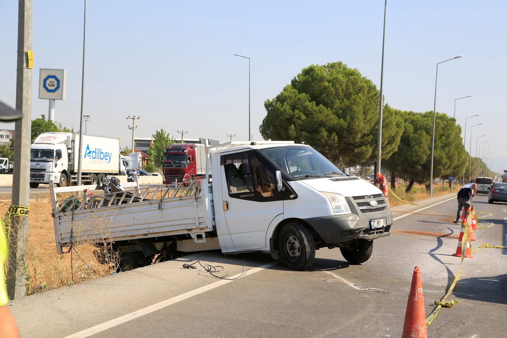 Kamyonet Dehşeti Yaşattı (4)