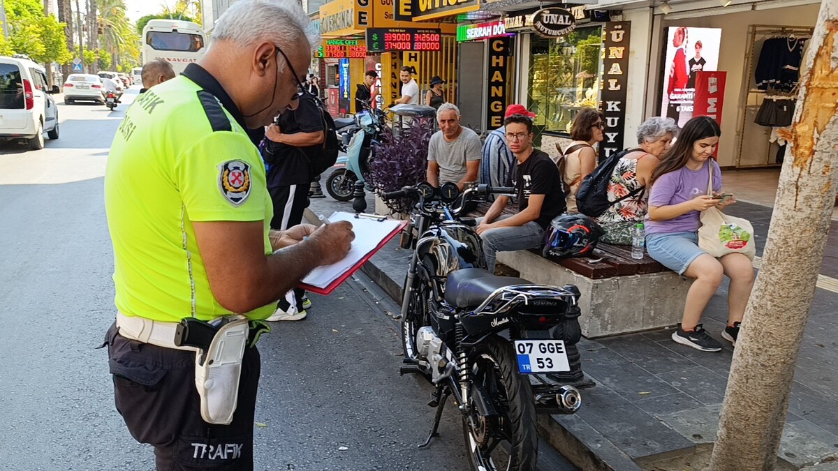 Kaza Yaptırdı Kaçtı (4)