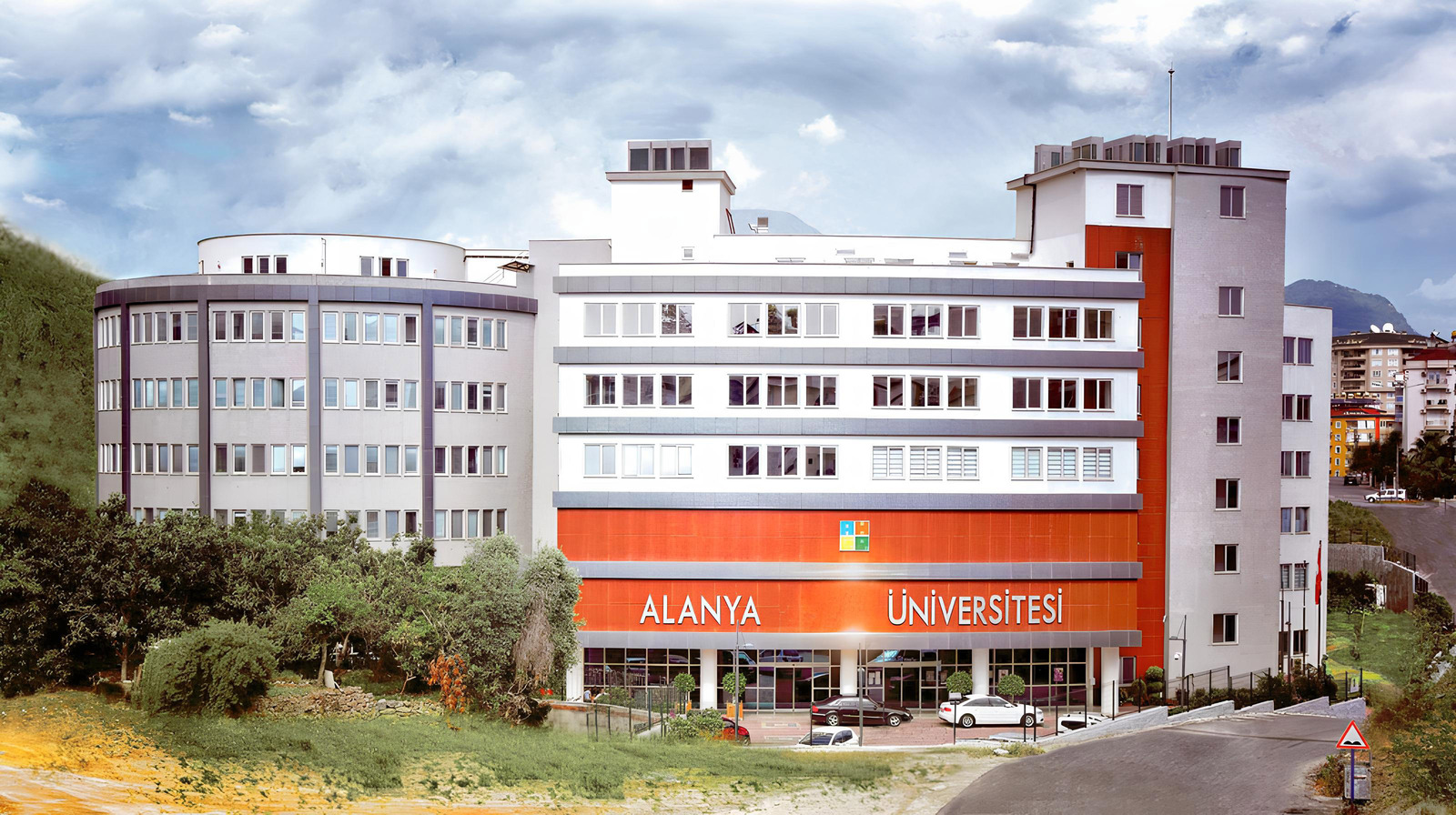 Manşet Alanya Üniversitesi (2)