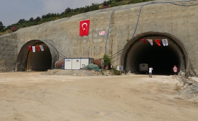 Mersin Yol Çalışması (1) (Small)