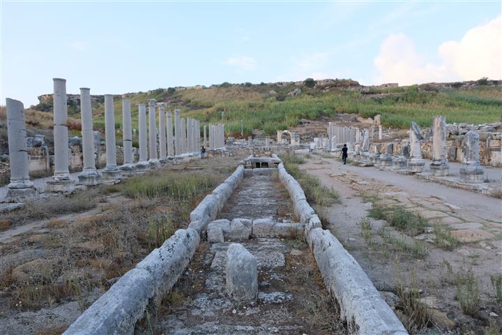 Perge (6)