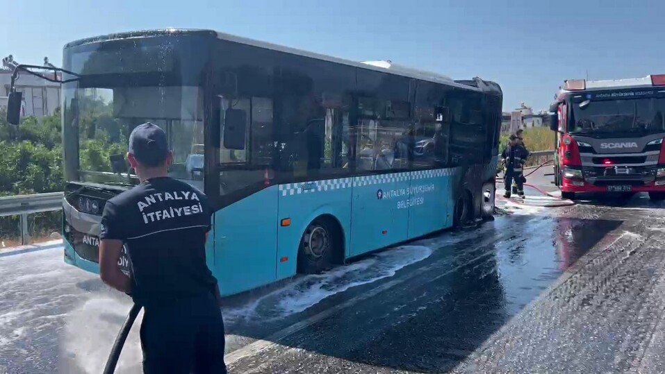 Yangın Halk Otobüsü (3)