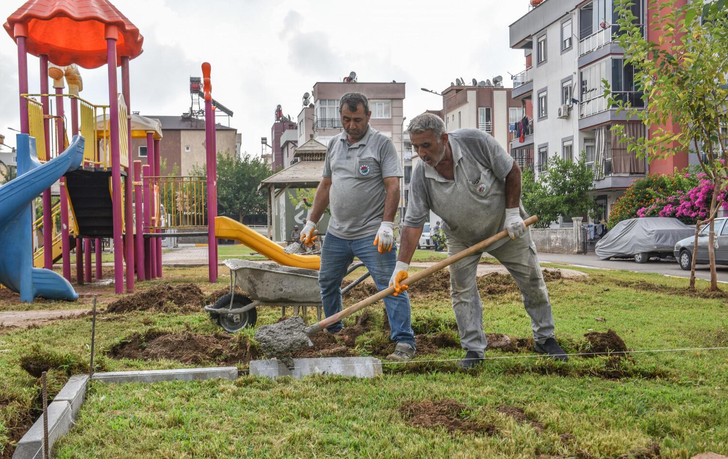 Yenilenen Parka Ilk Agac Fidani Kocagozden 4