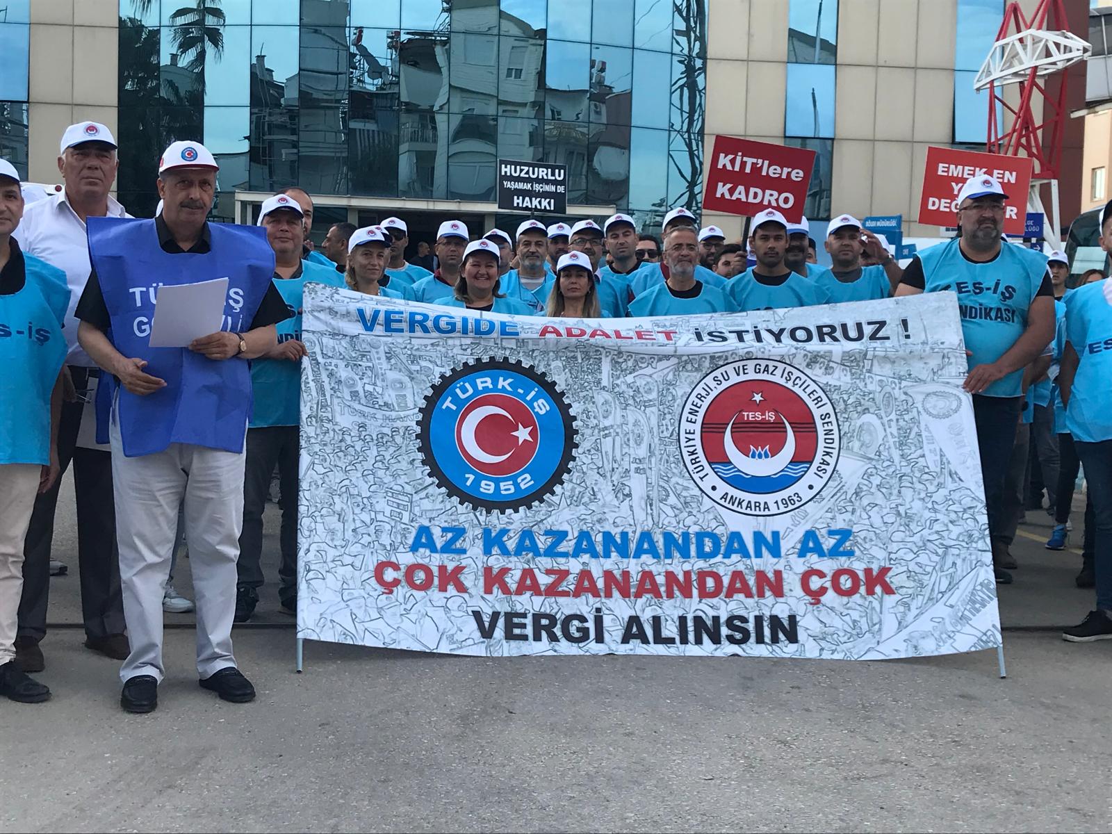 Antalyada Işçiler Ayaklandı (4)