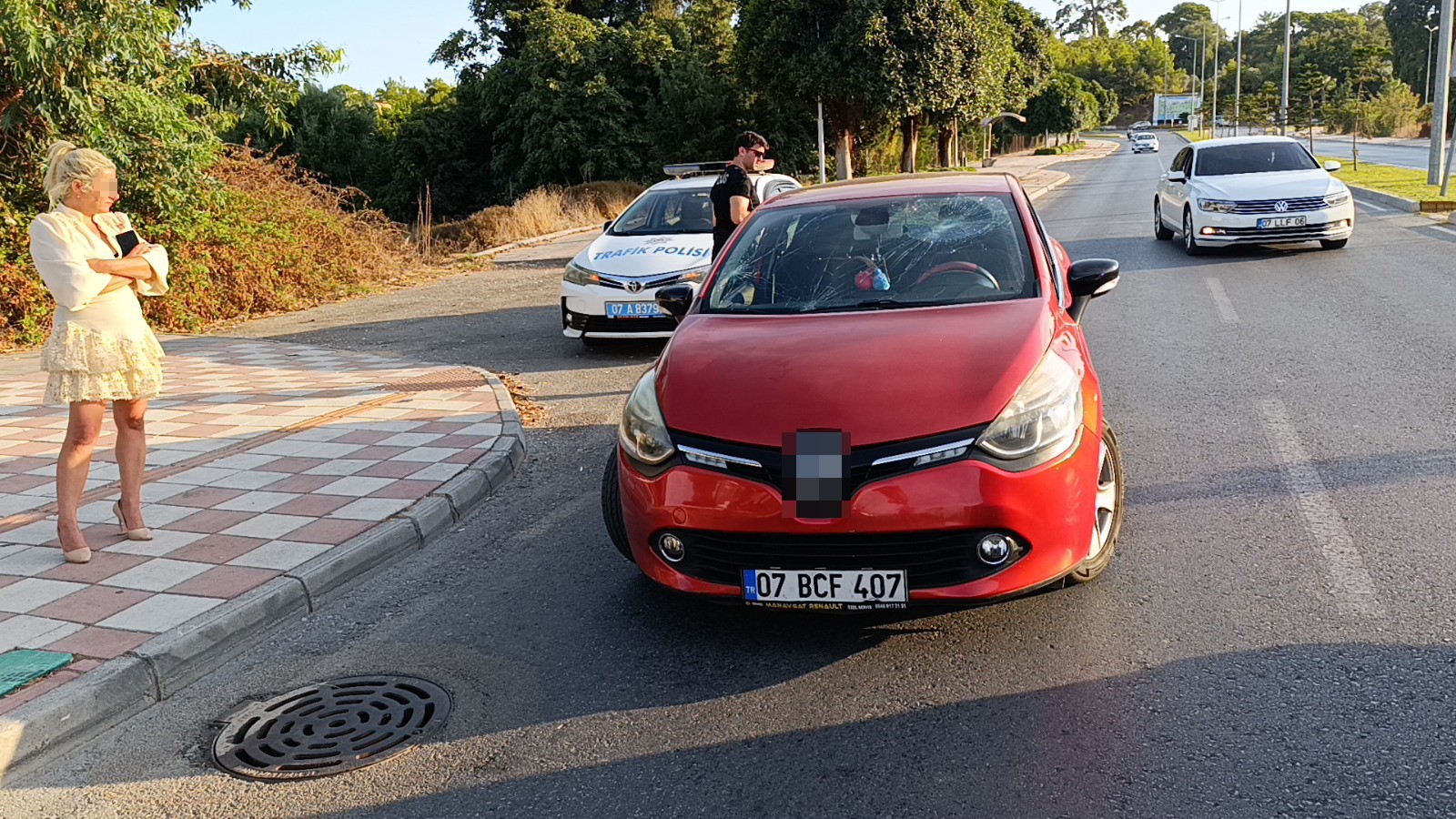 Antalyada Müdür Çıldırıdı (1)