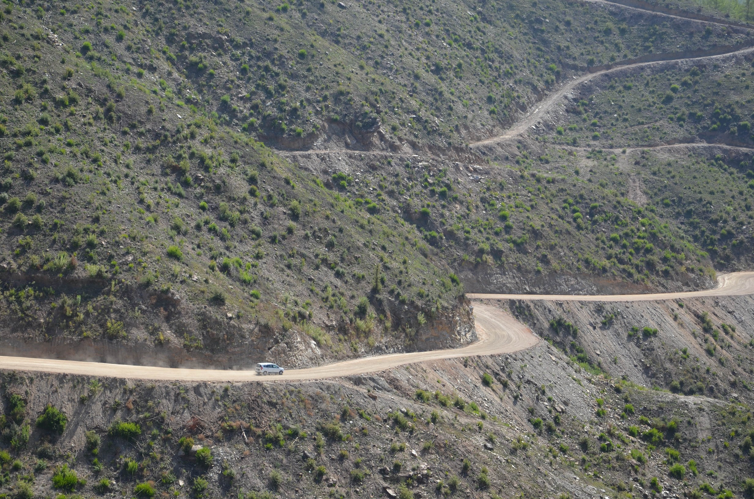 Di̇m Gümüşkavak Yangin Bölgesi̇ Yol Yapimi (3)