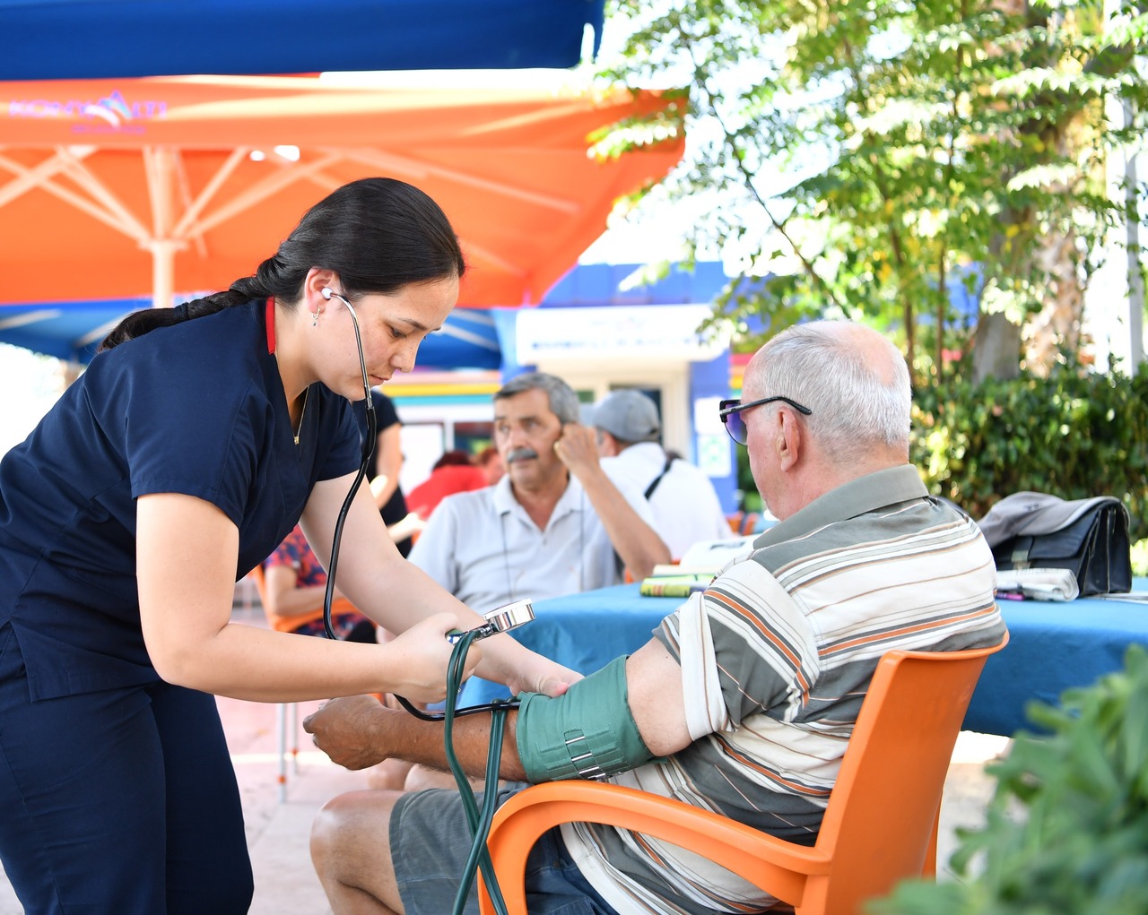 Emekli̇lere Sağlikli Yaşam Tüyolari (1)