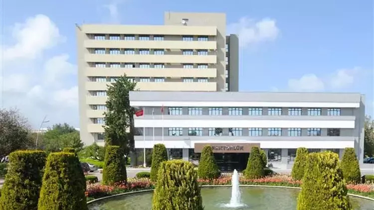 Akdeniz Üniversitesi Rektörlük Binası