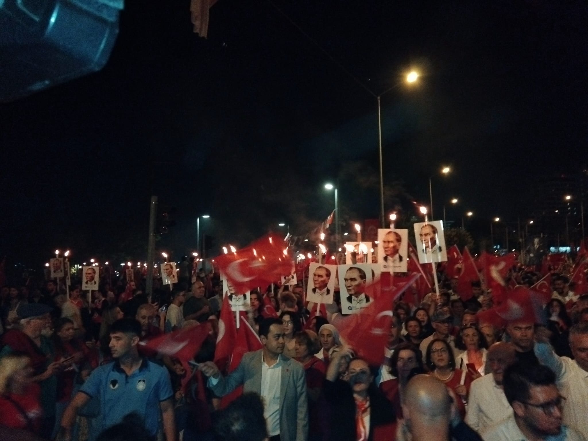 Cumhuriyet Meydanı Kutlama (4)