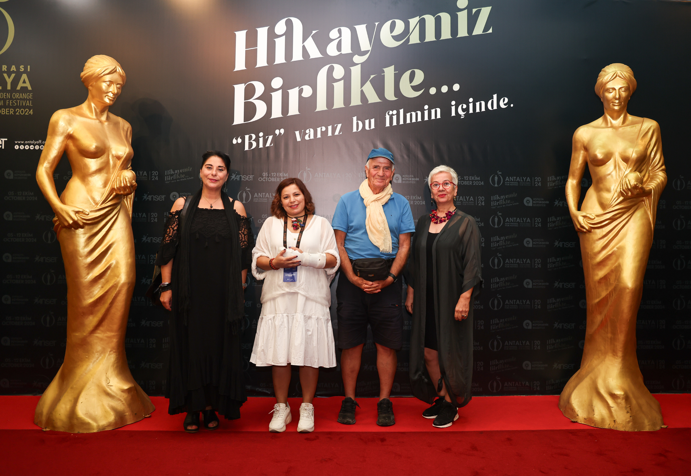 Gençlik Tiyatrosu Film Ekibi