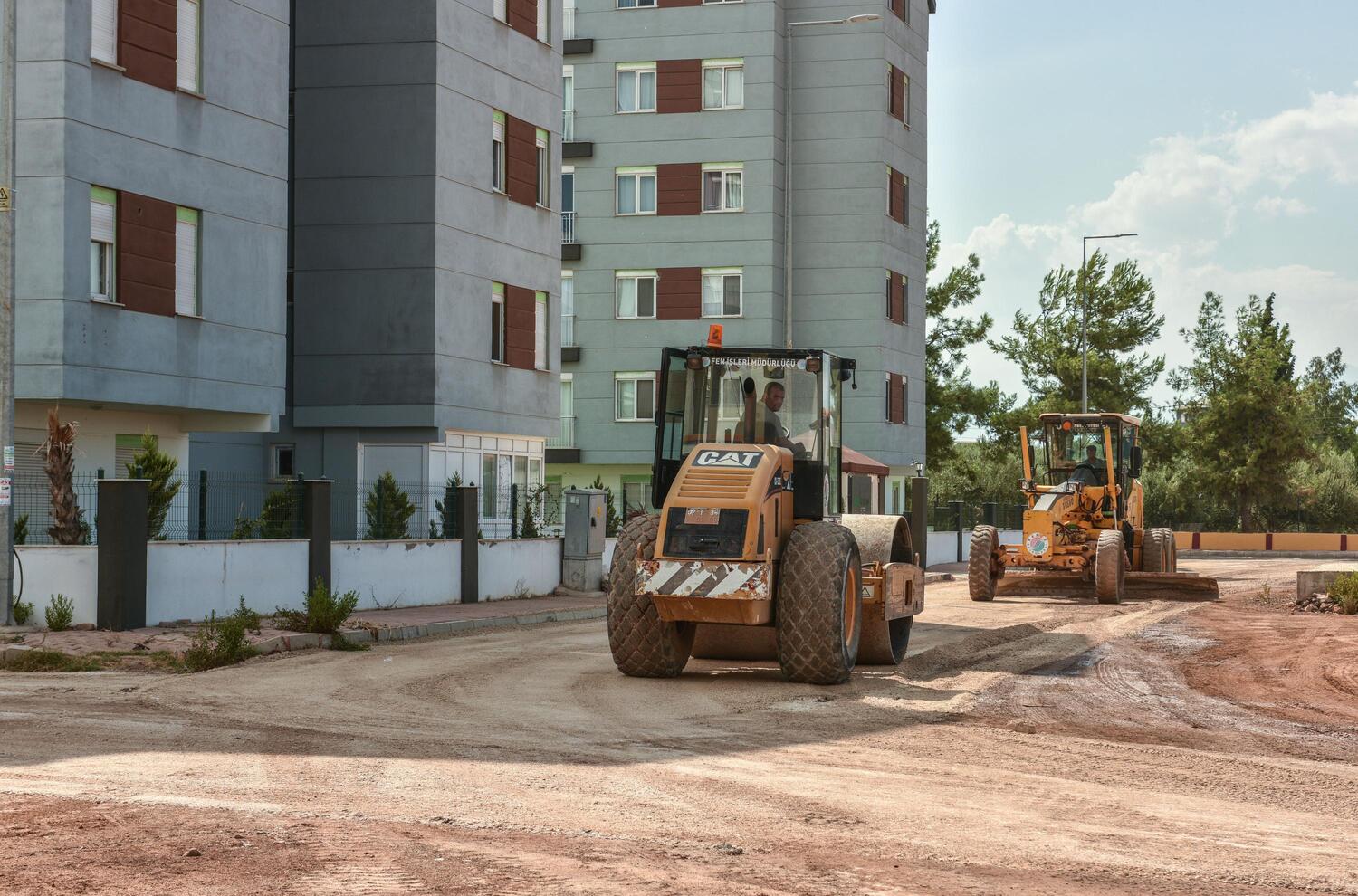 Kepezde Yol Ve Kaldirim Calismalariyla Daha Guvenli Ulasim 4