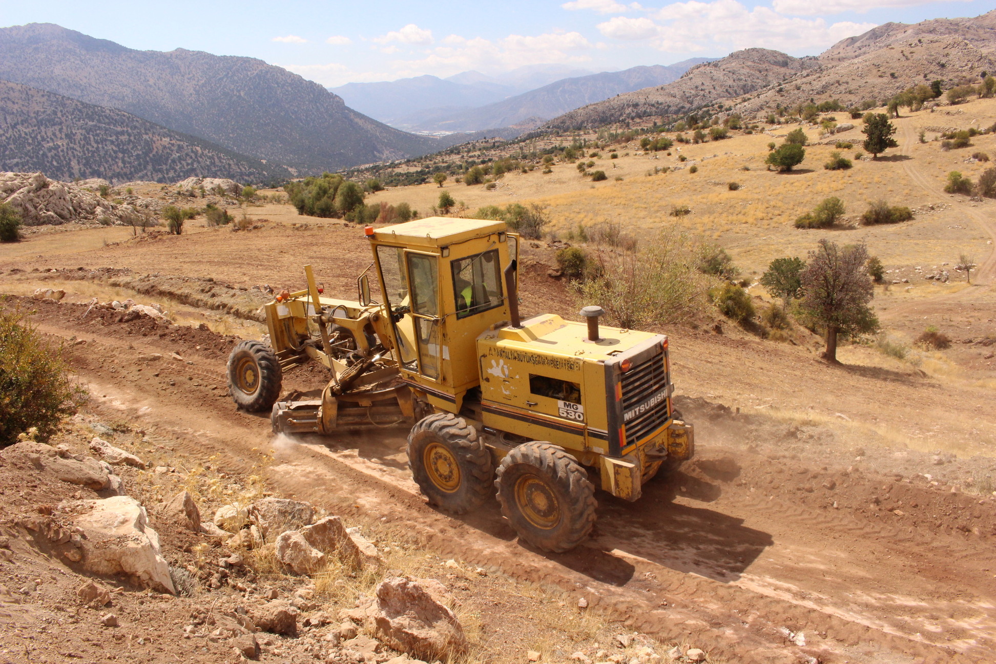 Macun Mahallesi Yayla Yolu Yapım Çalışması (8)