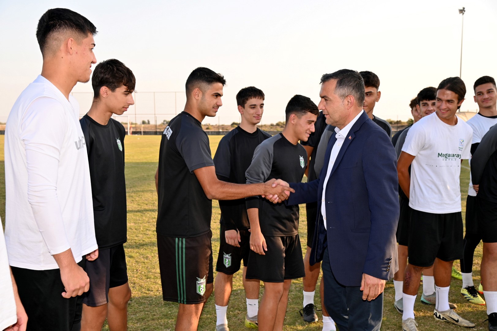 Başkan Kara Genç Futbolcular (3)