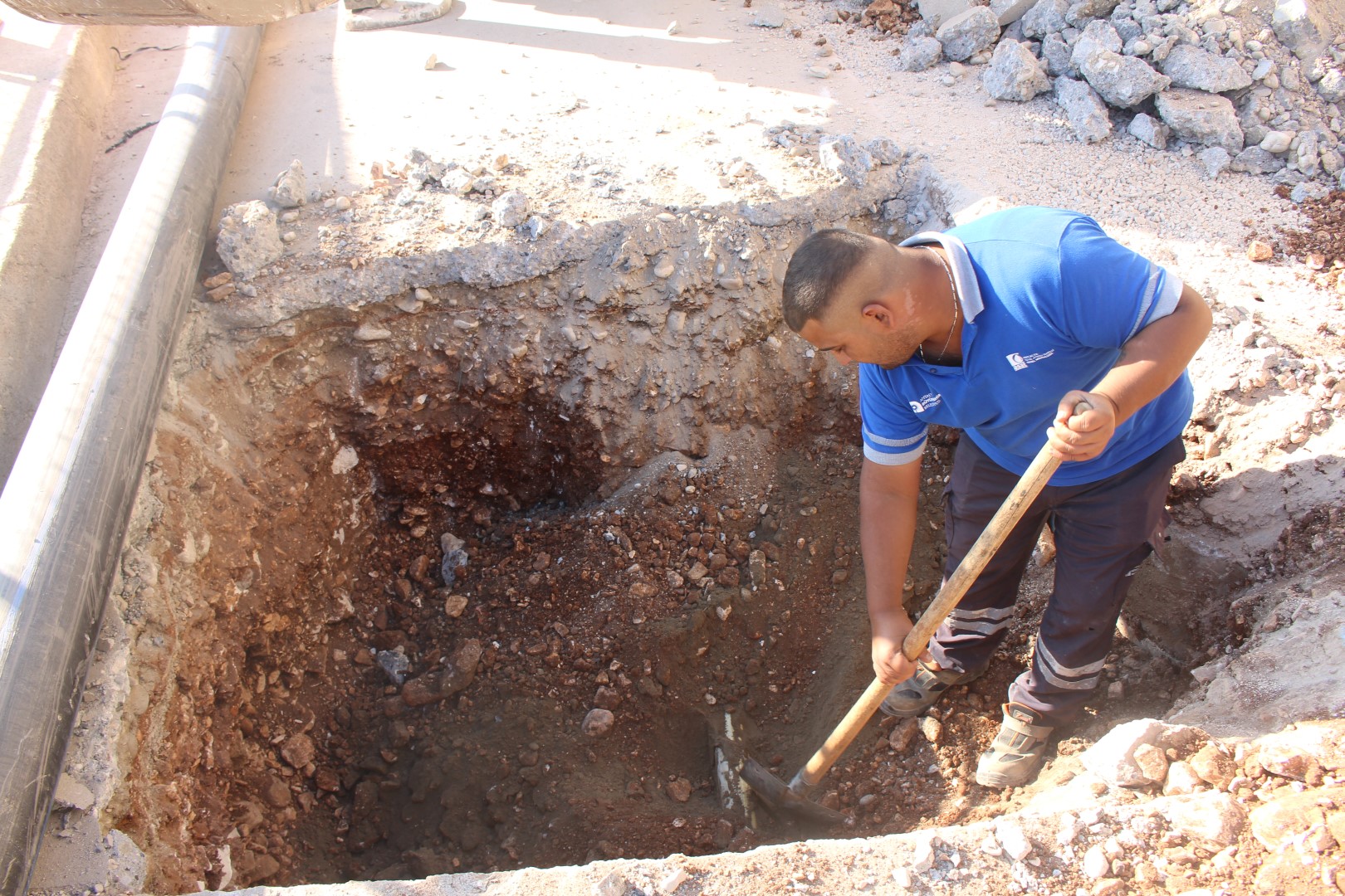 Büyükşehir Finike Eski Mahallesinin Kanalizasyon Sorununu Çözüyor (8) (Large)