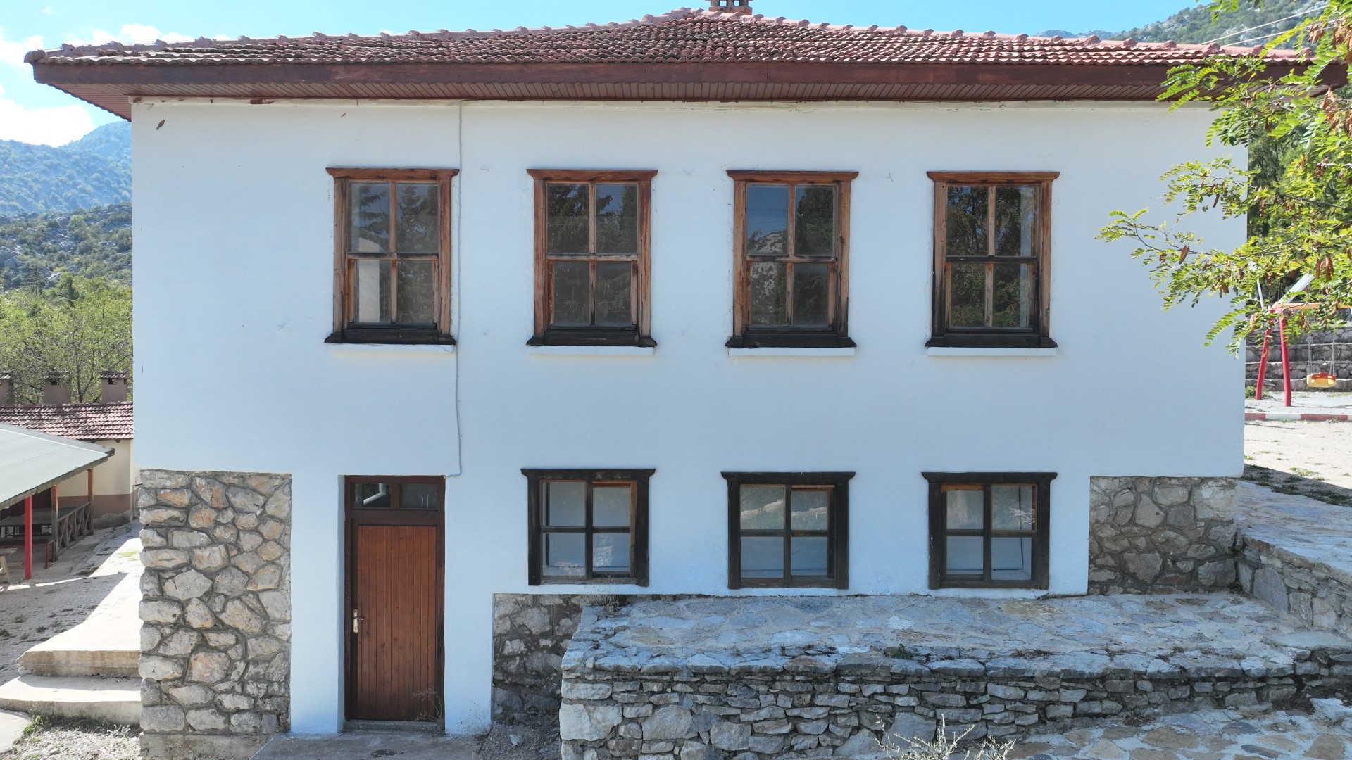 Büyükşehir’den İbradı Ürünlü Mahallesine Petek Evi (8) (Large)