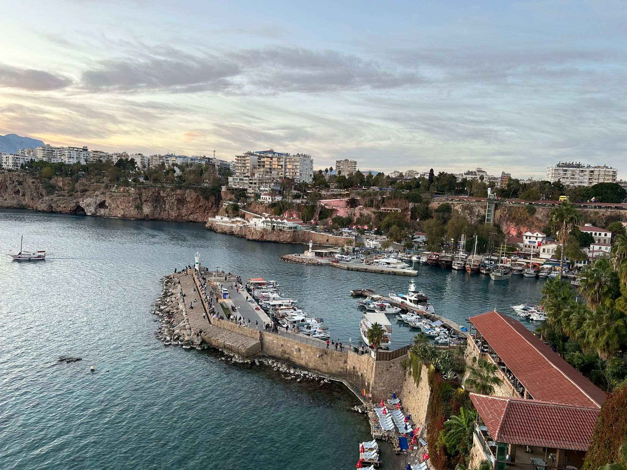 Antalya Turizm Yat Limanı